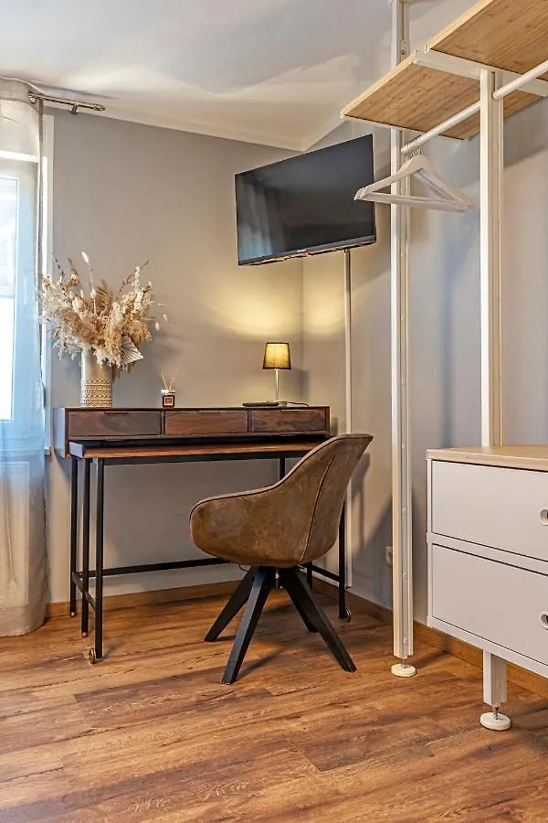 Dream Flat Near The Fair - Apartment In Augsburg Bei Der Messe 0*,  Germany