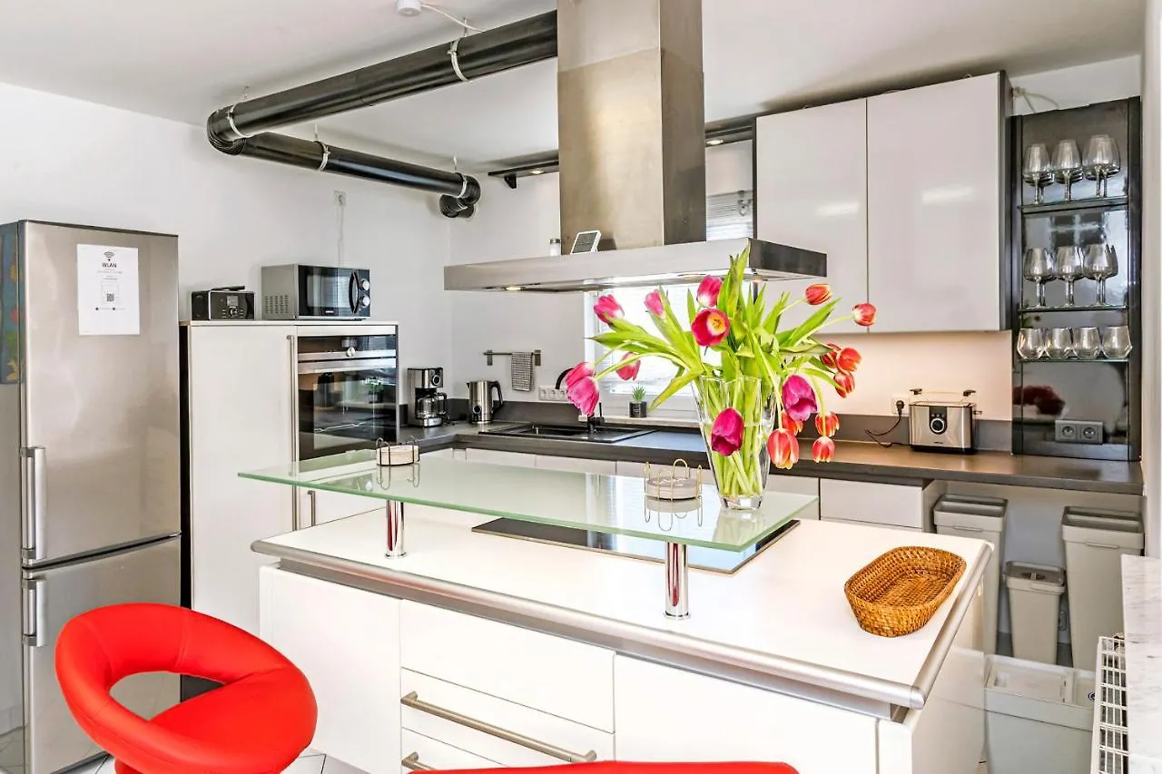 Dream Flat Near The Fair - Apartment In Augsburg Bei Der Messe 0*,